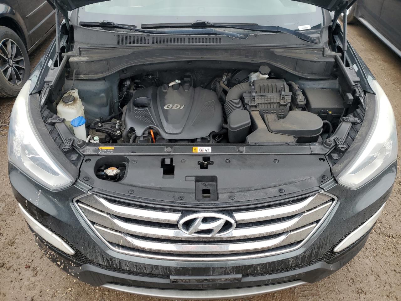 2013 Hyundai Santa Fe - Image 11