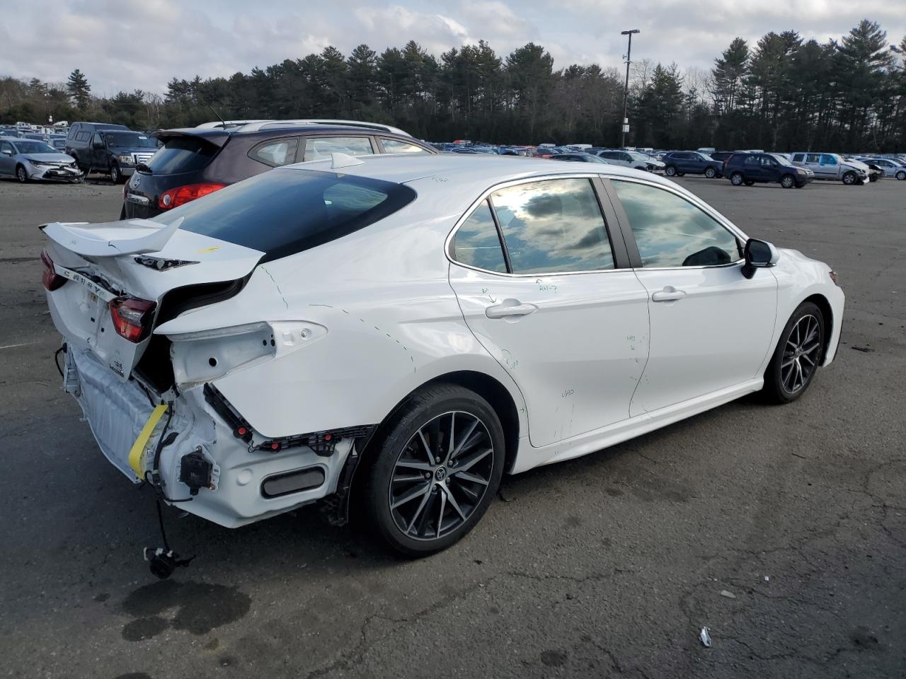 2022 Toyota Camry - Image 3