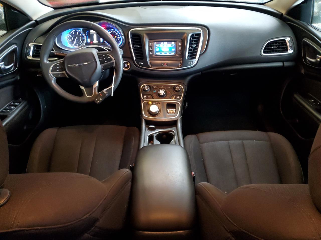 2016 Chrysler 200 - Image 8