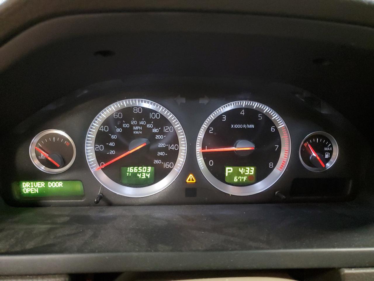 2007 Volvo XC90 - Image 9