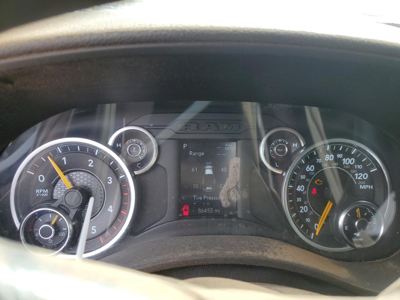 2019 RAM 3500 - Image 9