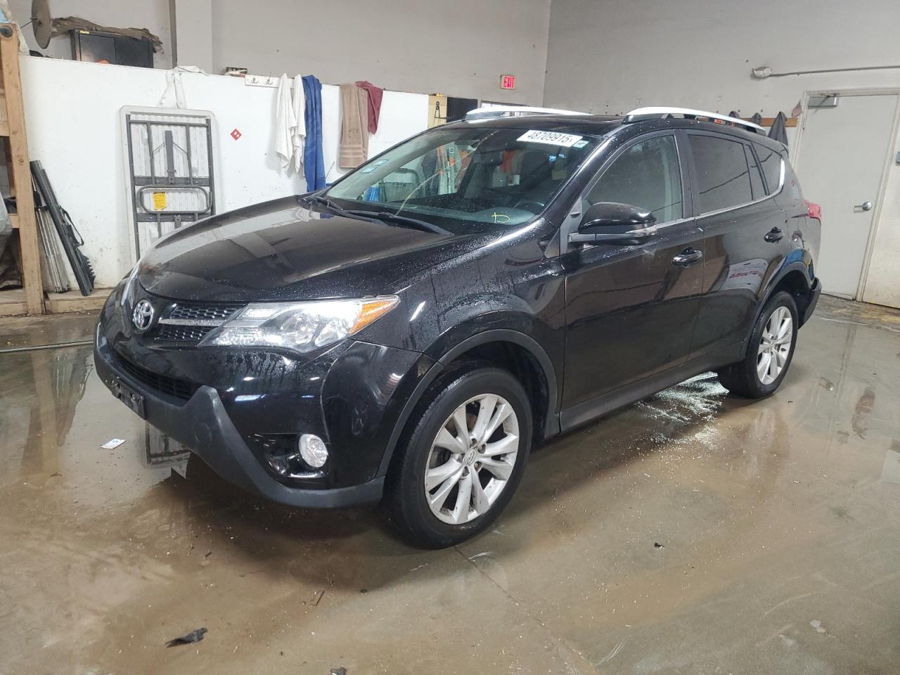 2014 Toyota RAV 4 - Image 1