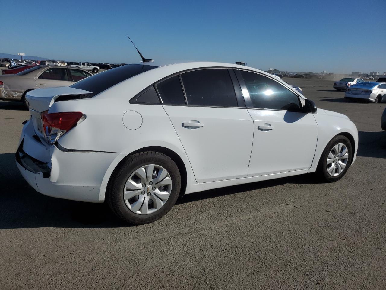 2014 Chevrolet Cruze - Image 3