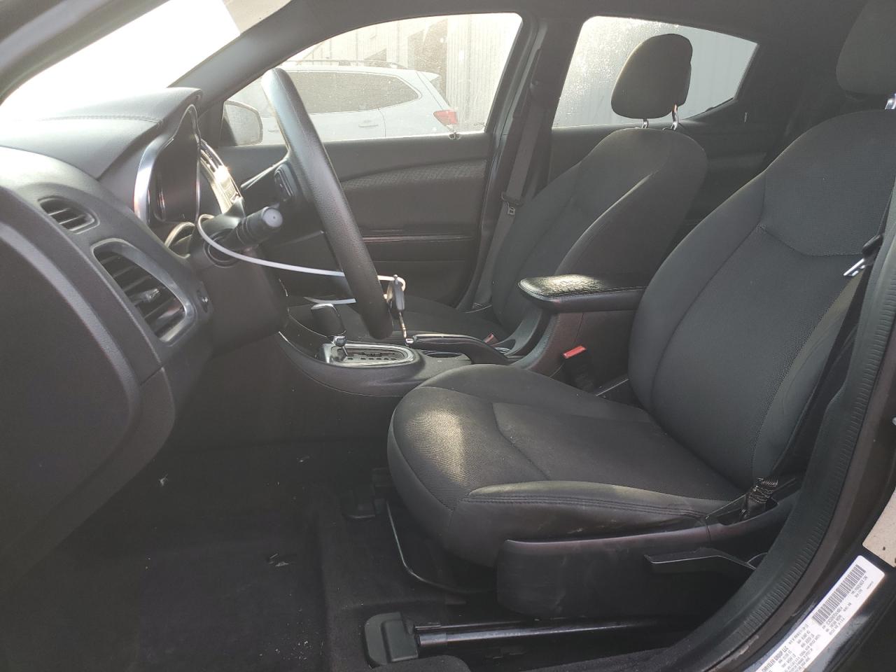 2014 Dodge Avenger - Image 7