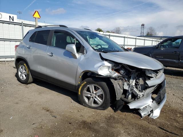  CHEVROLET TRAX 2017 Серебристый
