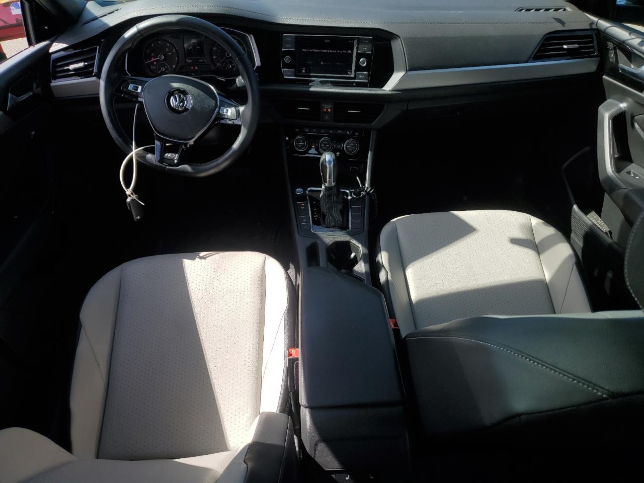 2019 Volkswagen Jetta - Image 8