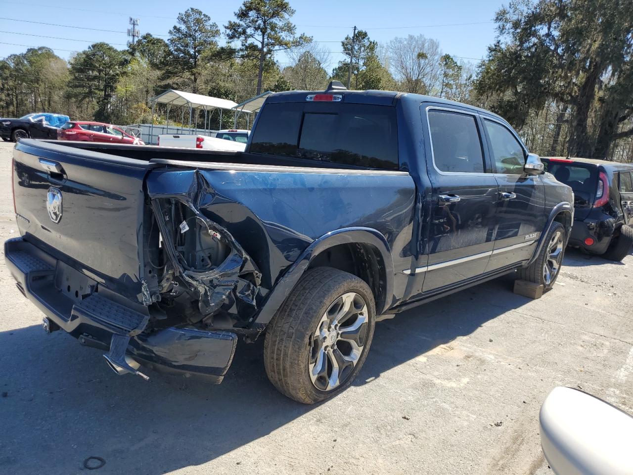 2021 RAM 1500 - Image 3