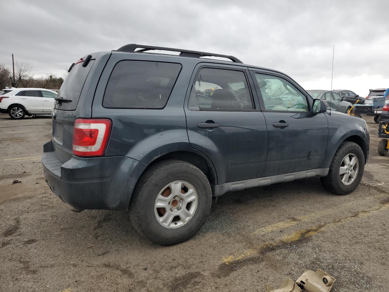 2009 Ford Escape - Image 3