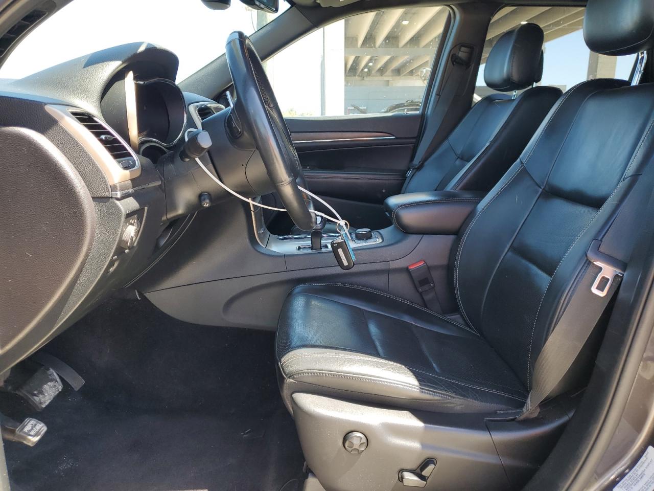 2015 Jeep Grand Cherokee - Image 7