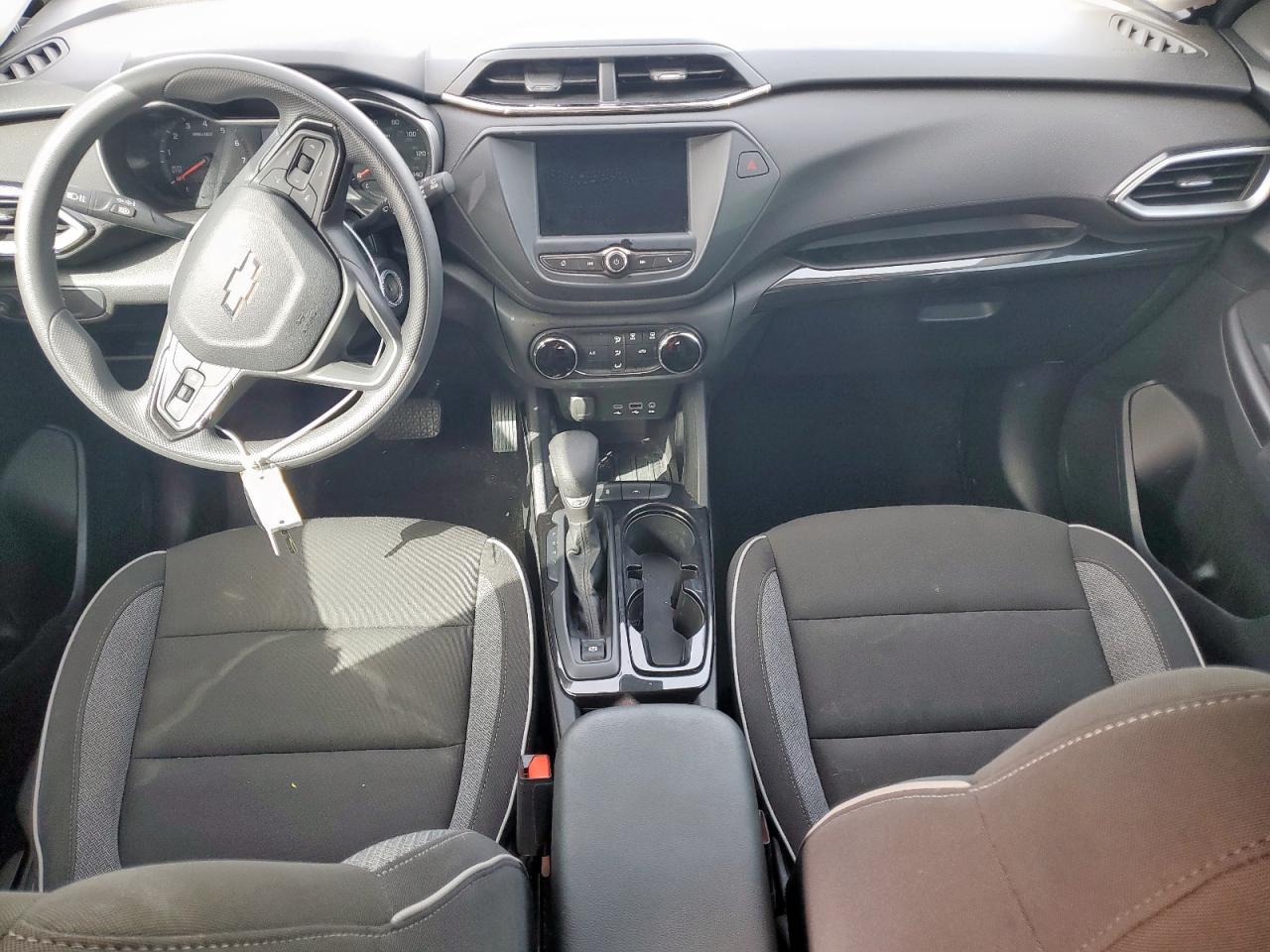 2022 Chevrolet TrailBlazer - Image 8