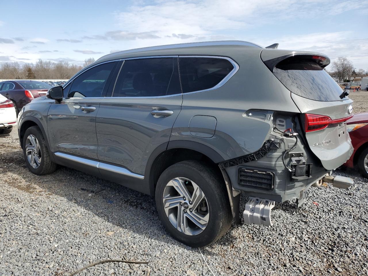 2022 Hyundai Santa Fe - Image 2