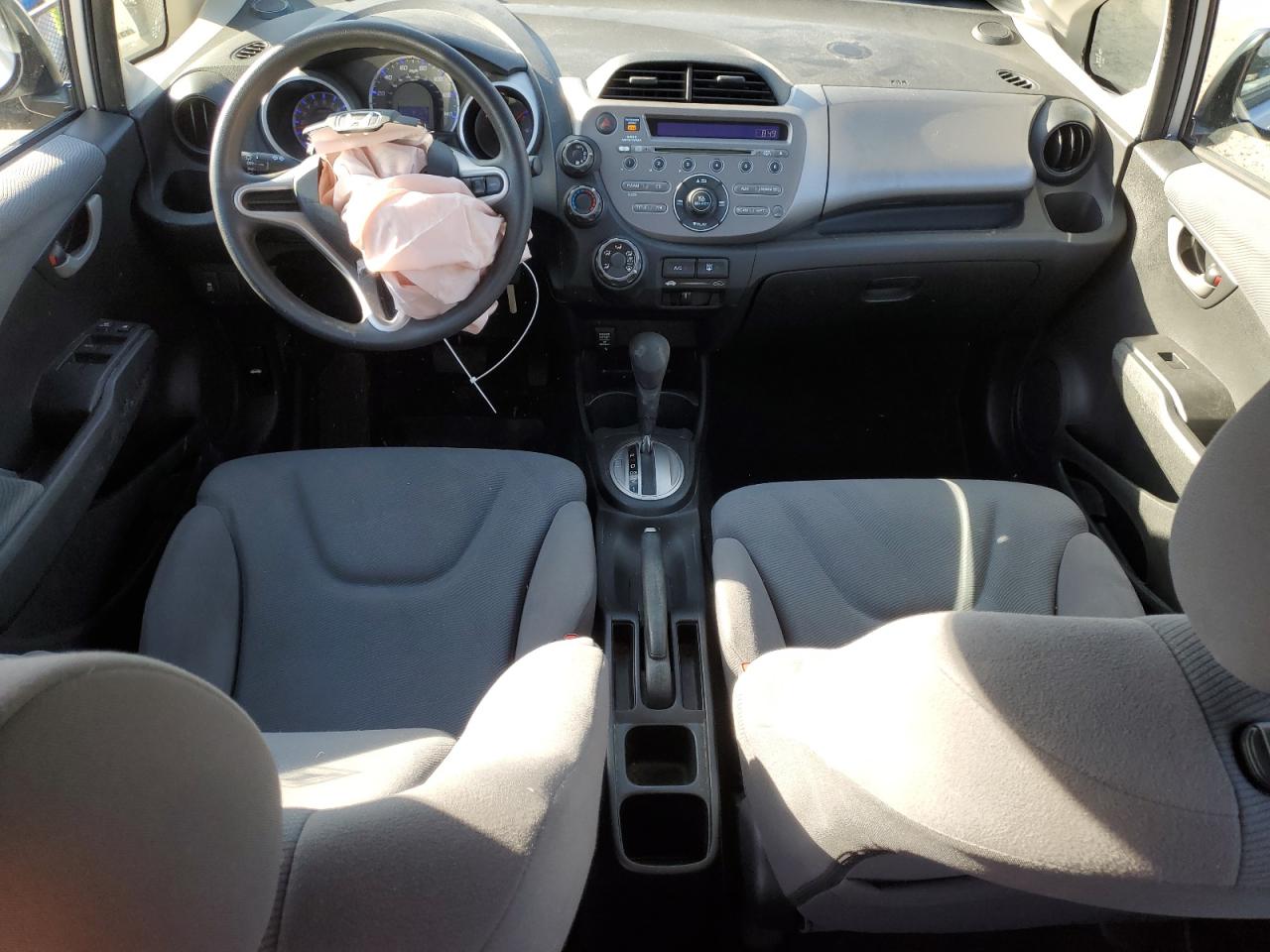 2012 Honda Fit - Image 8