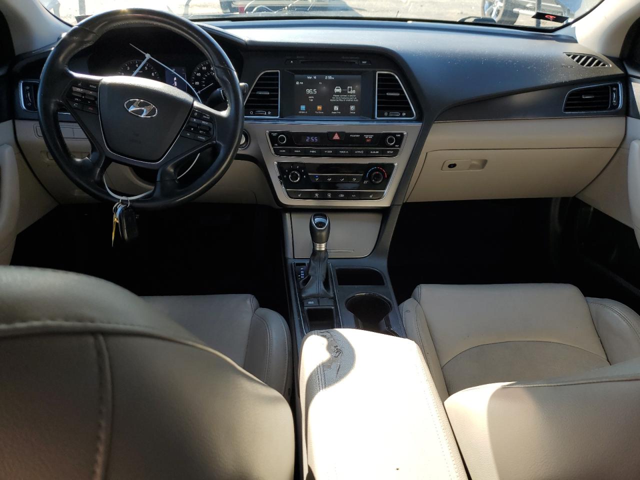 2017 Hyundai Sonata - Image 8