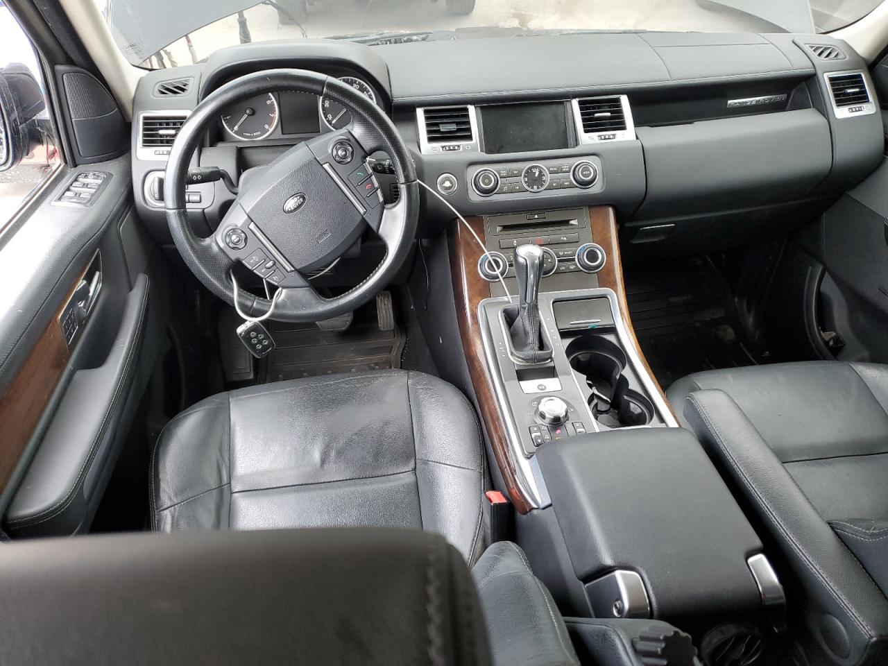 2011 Land Rover Range Rover - Image 8
