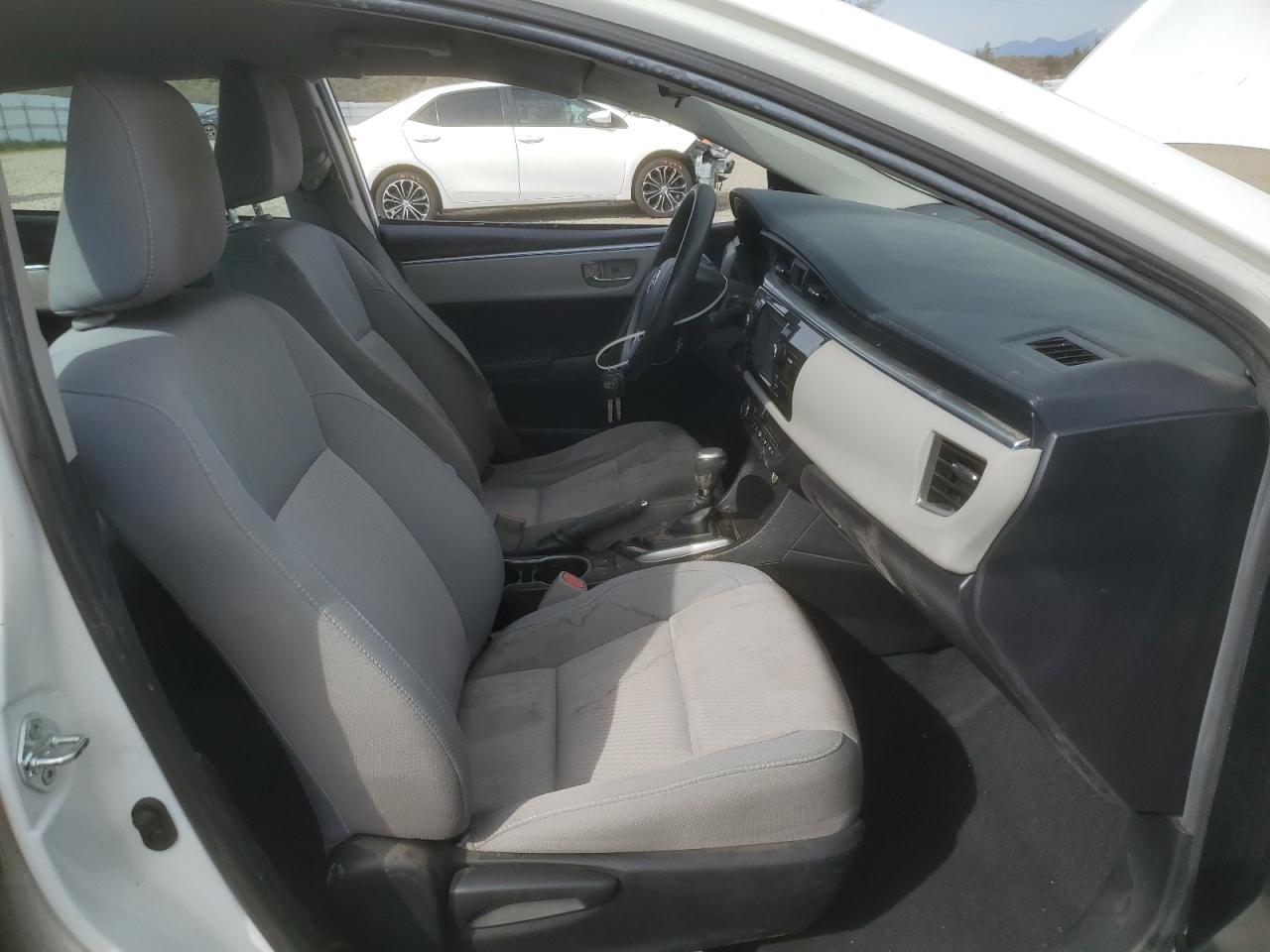 2015 Toyota Corolla - Image 7