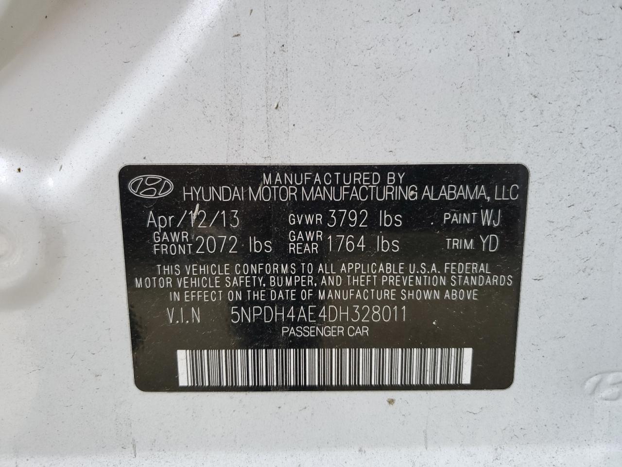 2013 Hyundai Elantra - Image 12