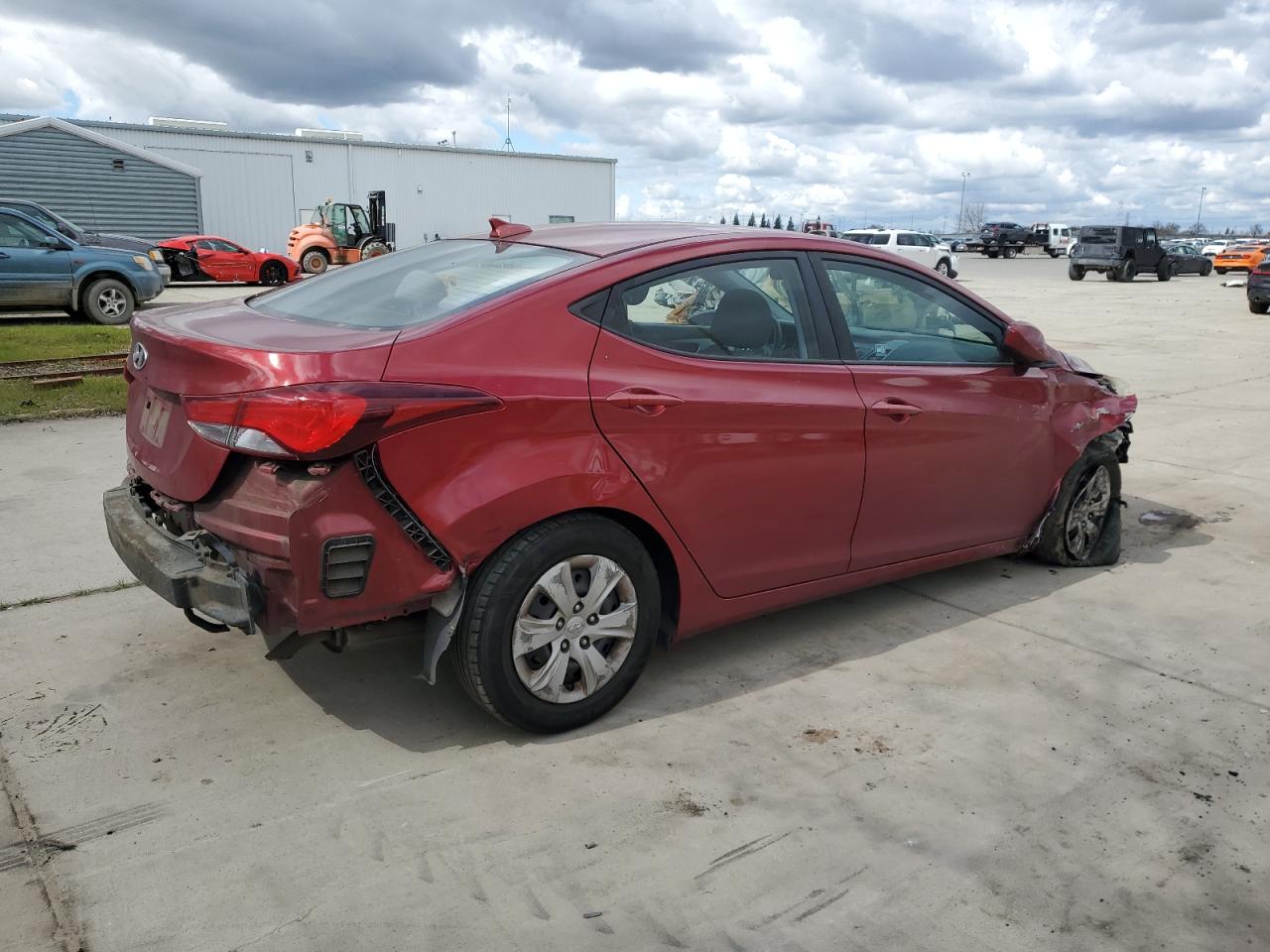 2016 Hyundai Elantra - Image 3