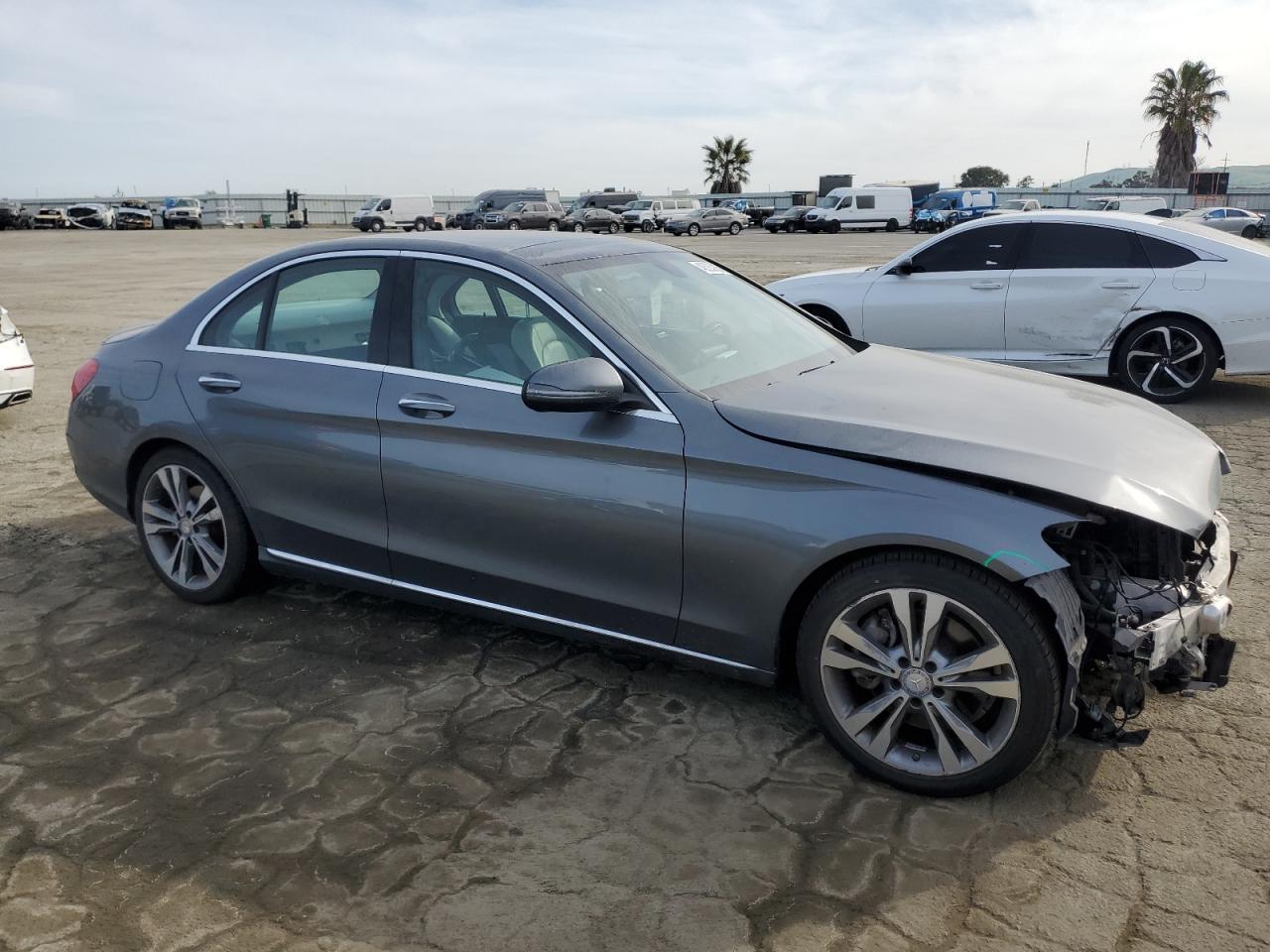 2017 Mercedes-Benz C-klasse - Image 4