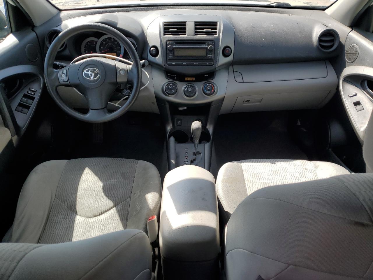 2012 Toyota RAV 4 - Image 8