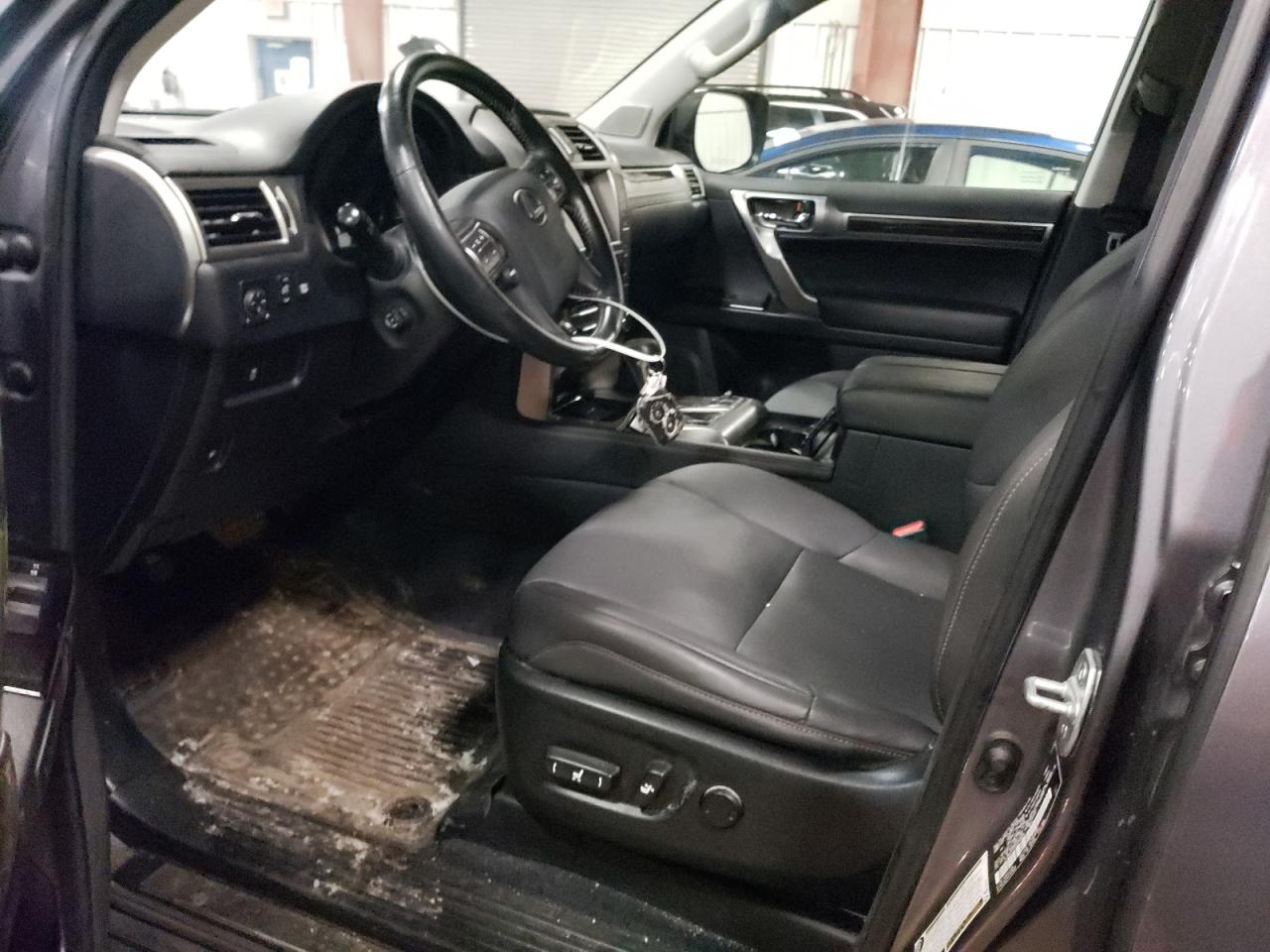 2015 Lexus GX - Image 7