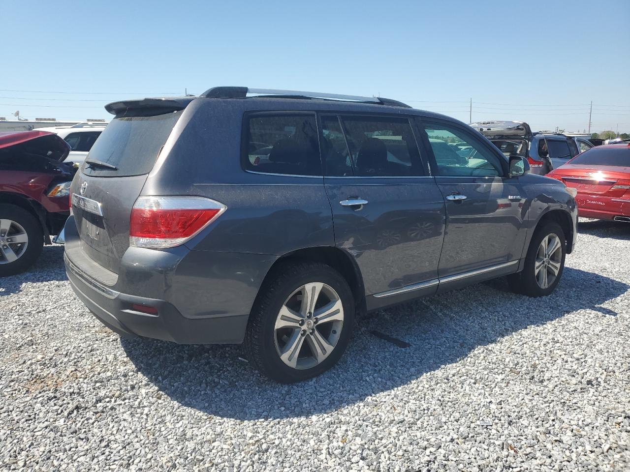 2012 Toyota Highlander - Image 3