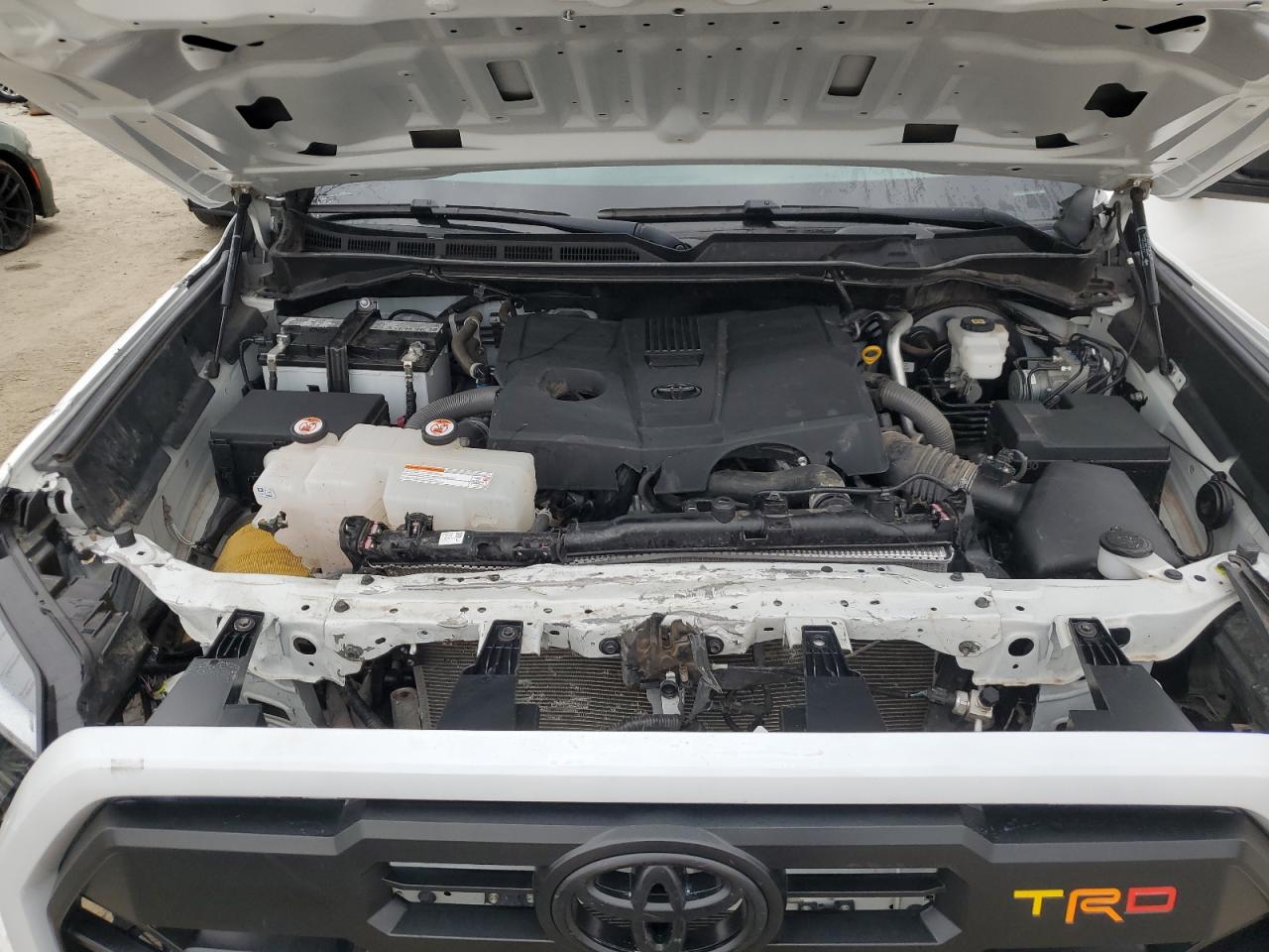 2022 Toyota Tundra - Image 11
