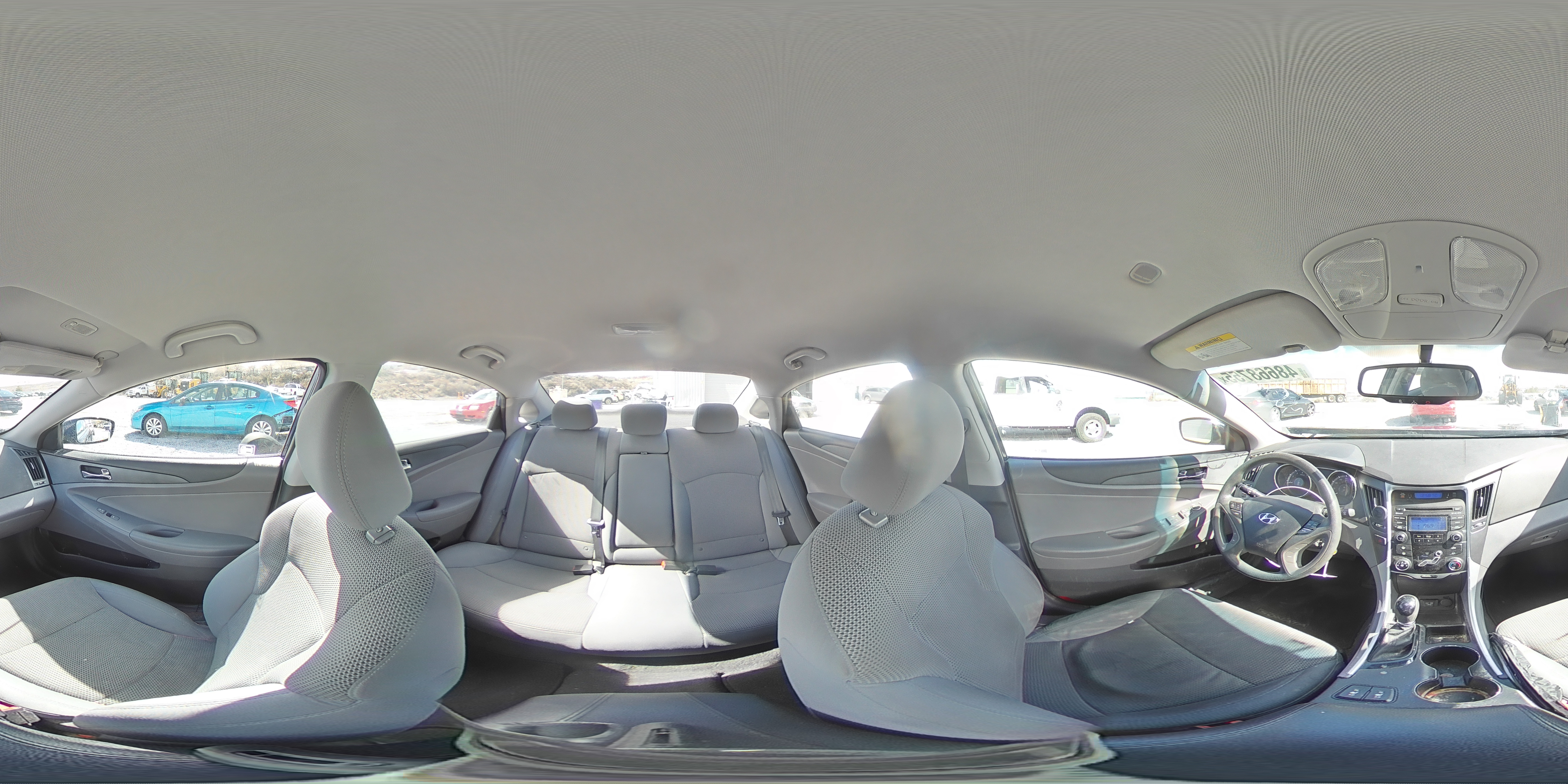 2013 Hyundai Sonata - Image 13