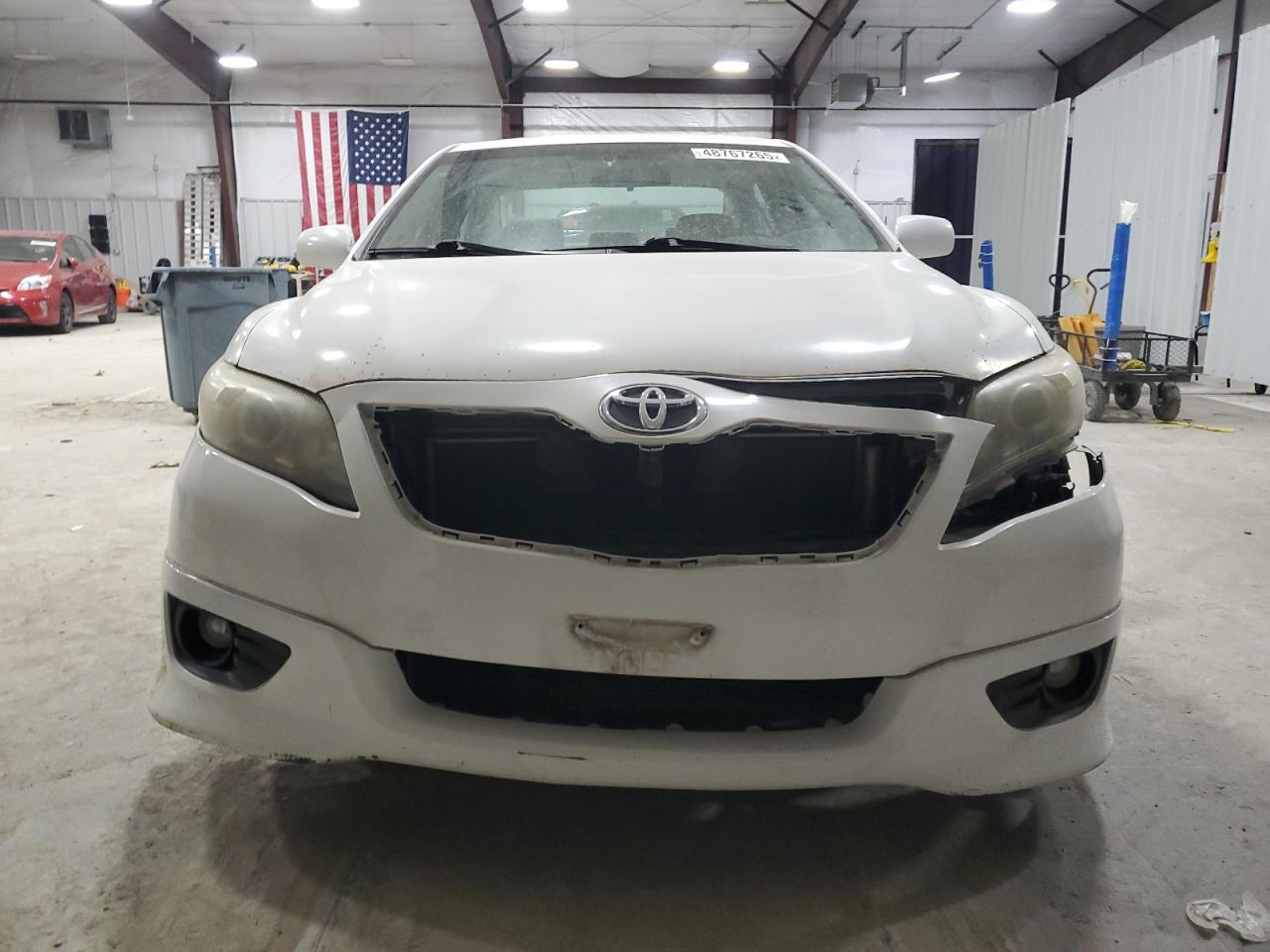 2011 Toyota Camry - Image 5