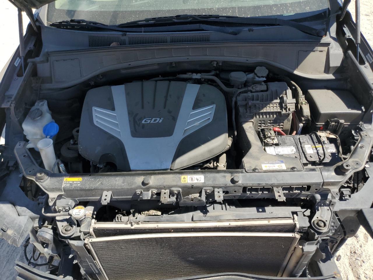 2014 Hyundai Santa Fe - Image 12