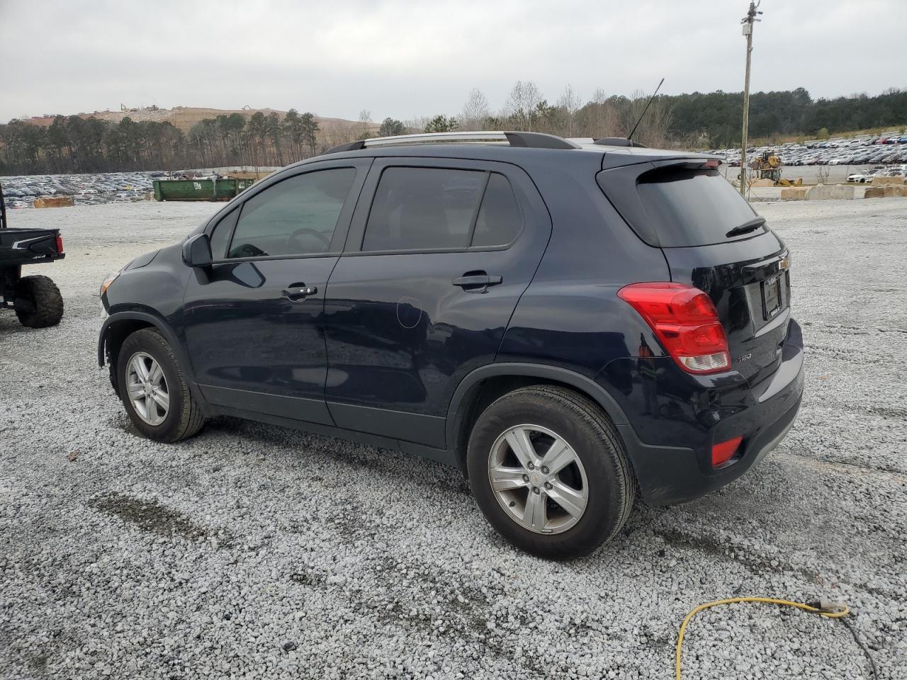 2022 Chevrolet Trax - Image 2