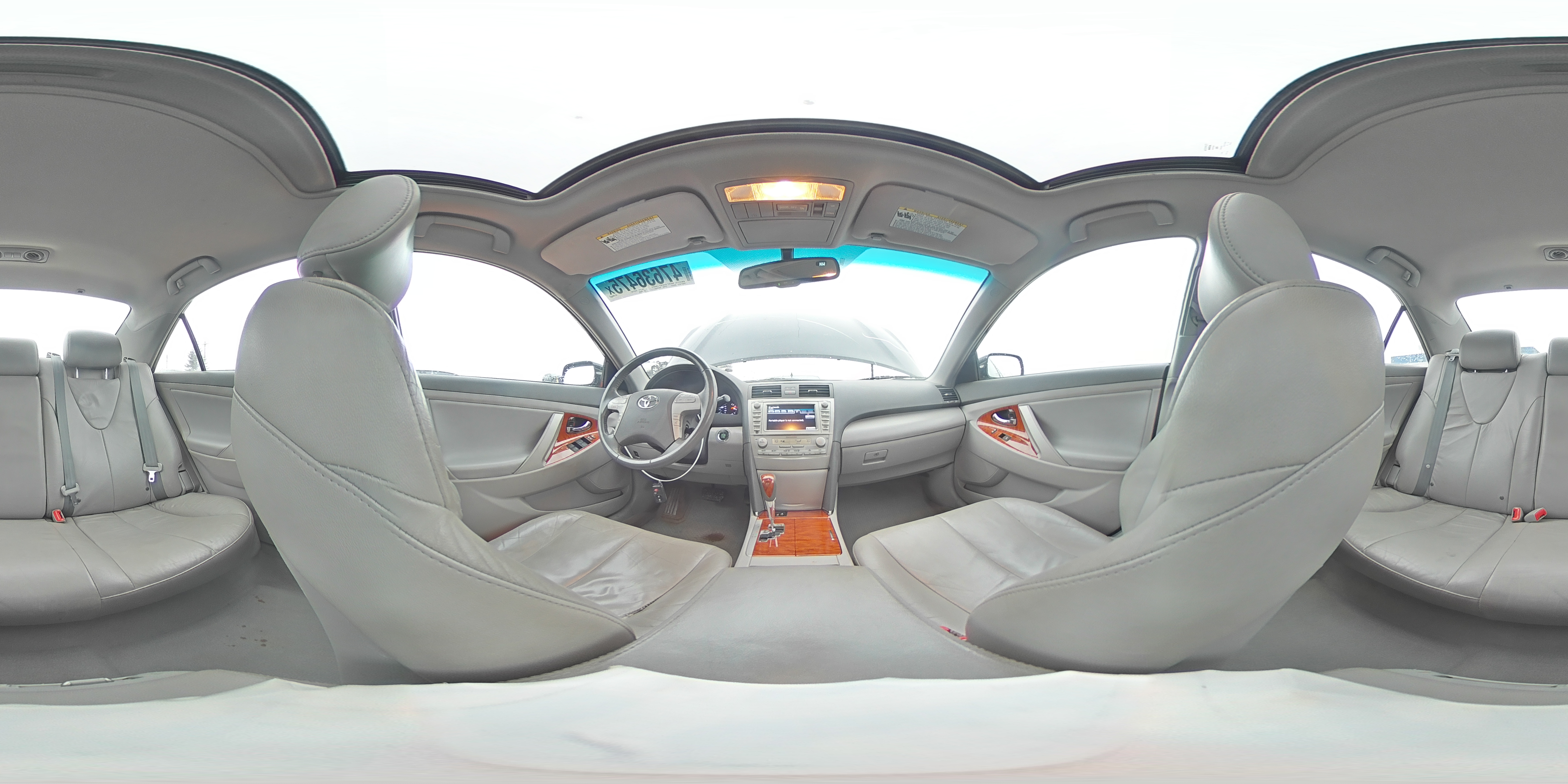 2011 Toyota Camry - Image 13