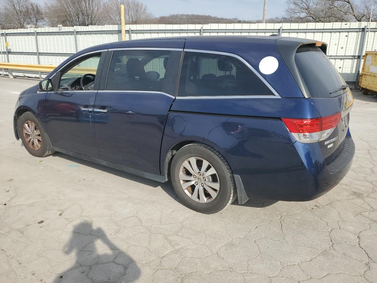 2014 Honda Odyssey - Image 2