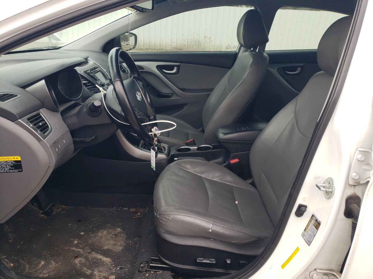 2015 Hyundai Elantra - Image 7