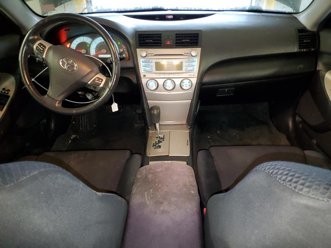 2009 Toyota Camry - Image 8