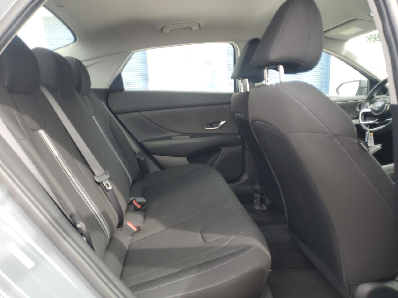 2021 Hyundai Elantra - Image 10