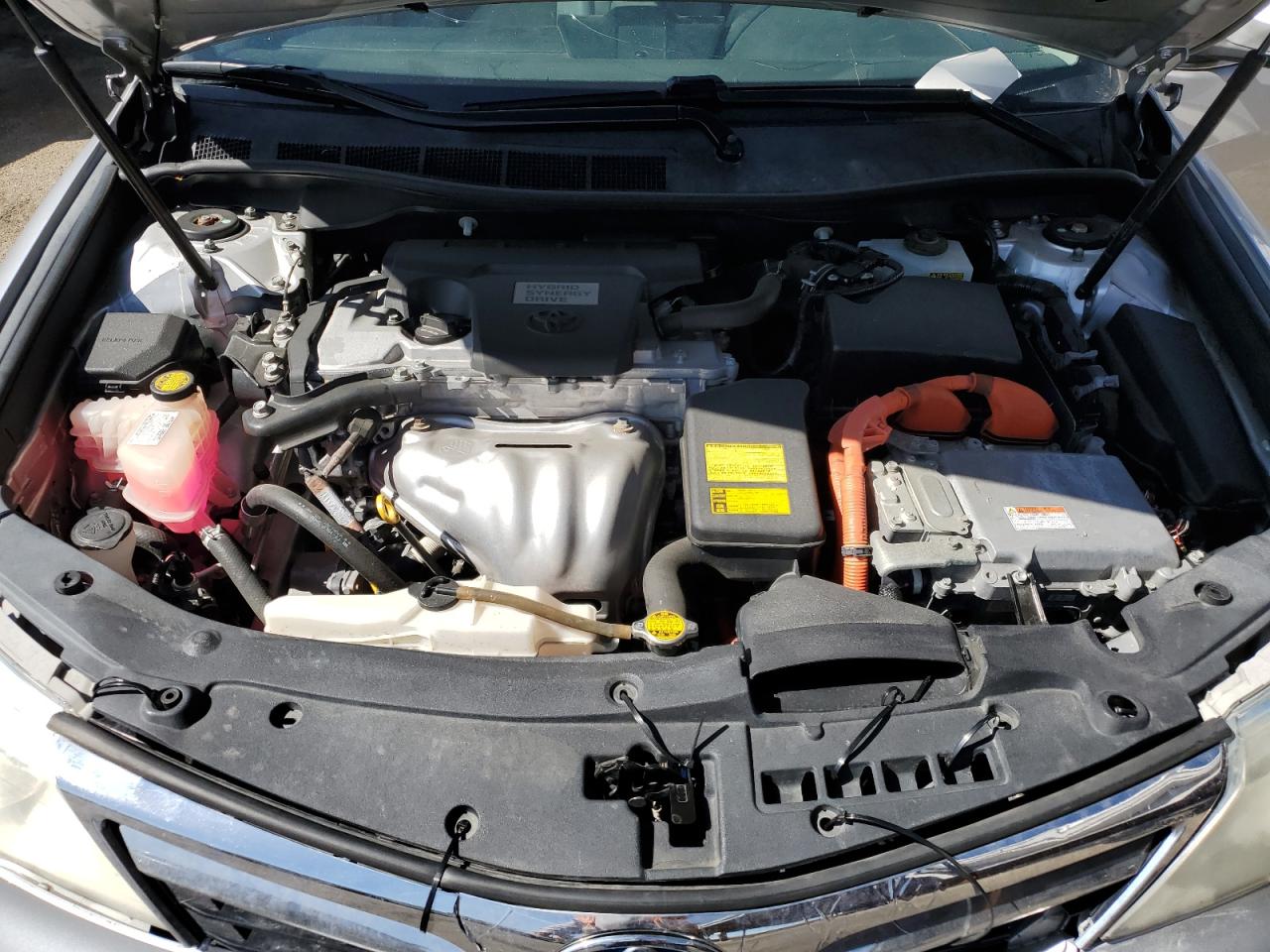 2012 Toyota Camry - Image 12