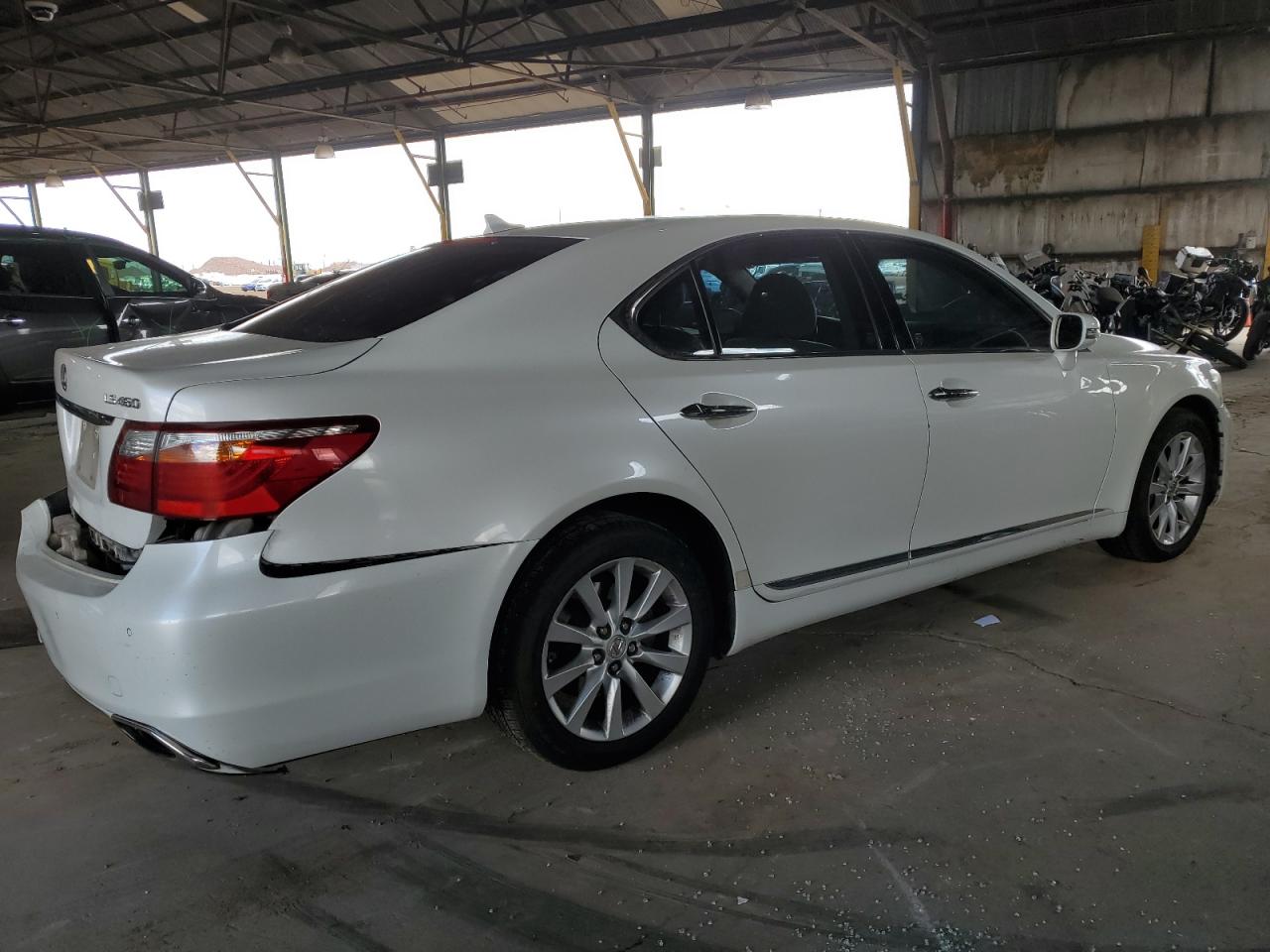 2011 Lexus LS - Image 3