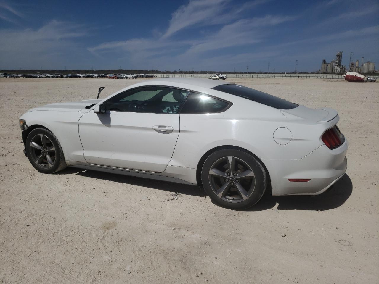 2015 Ford Mustang - Image 2