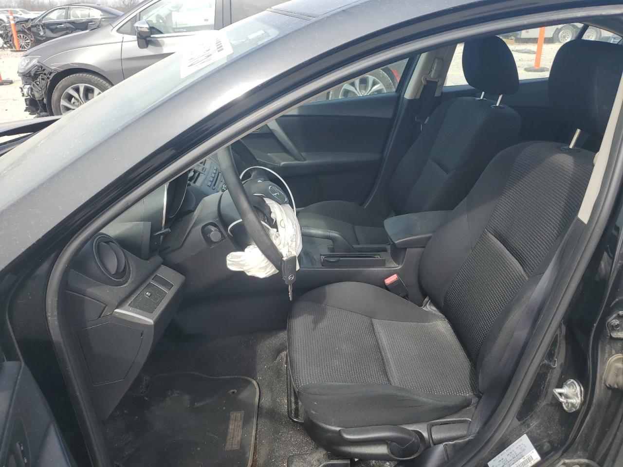 2013 Mazda 3 - Image 7