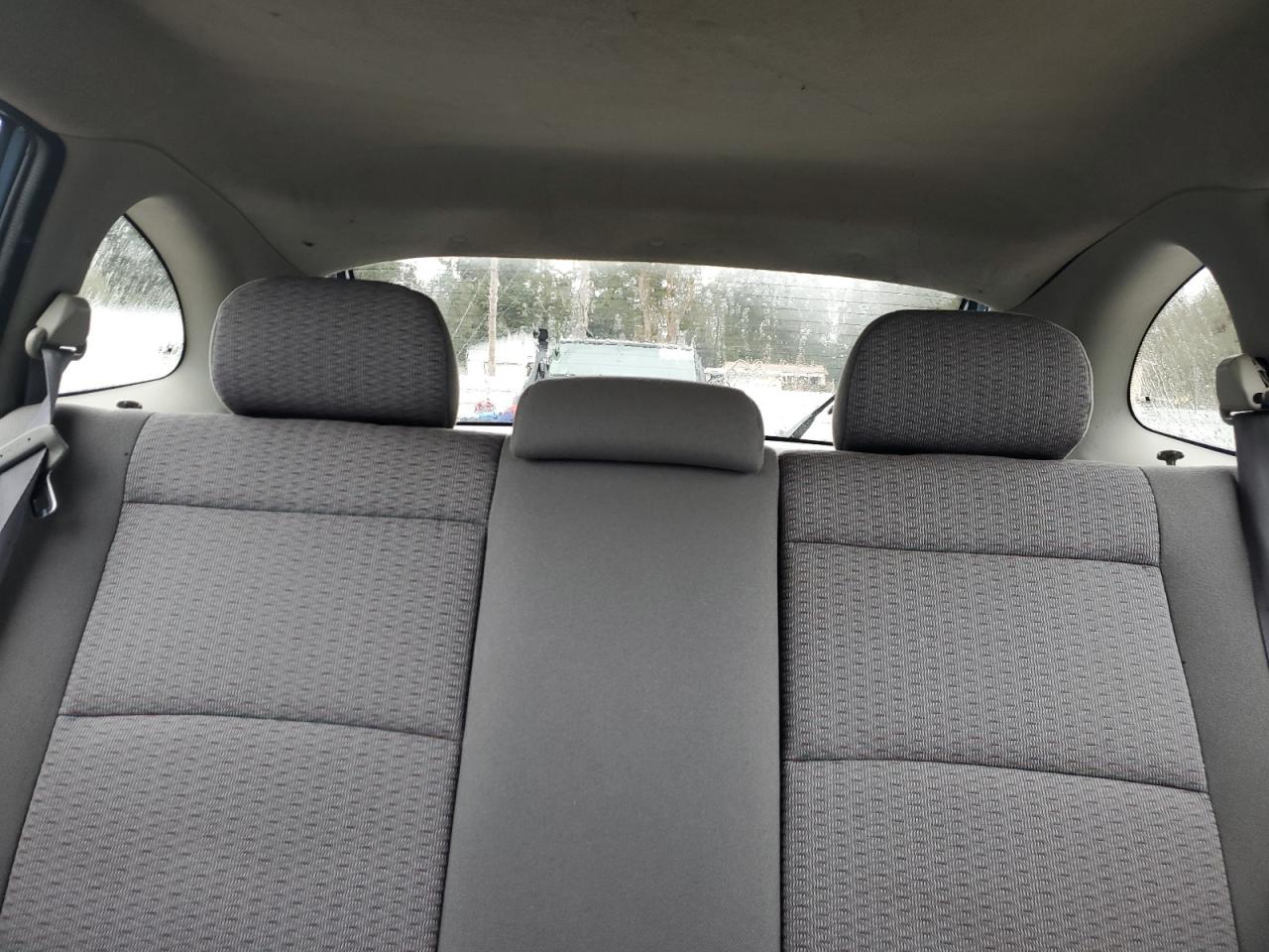2002 Kia Rio - Image 10