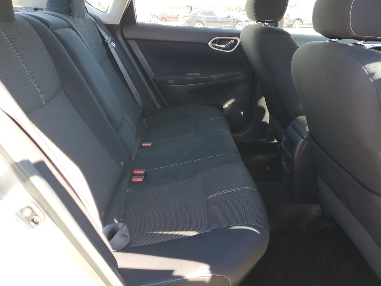 2014 Nissan Sentra - Image 10