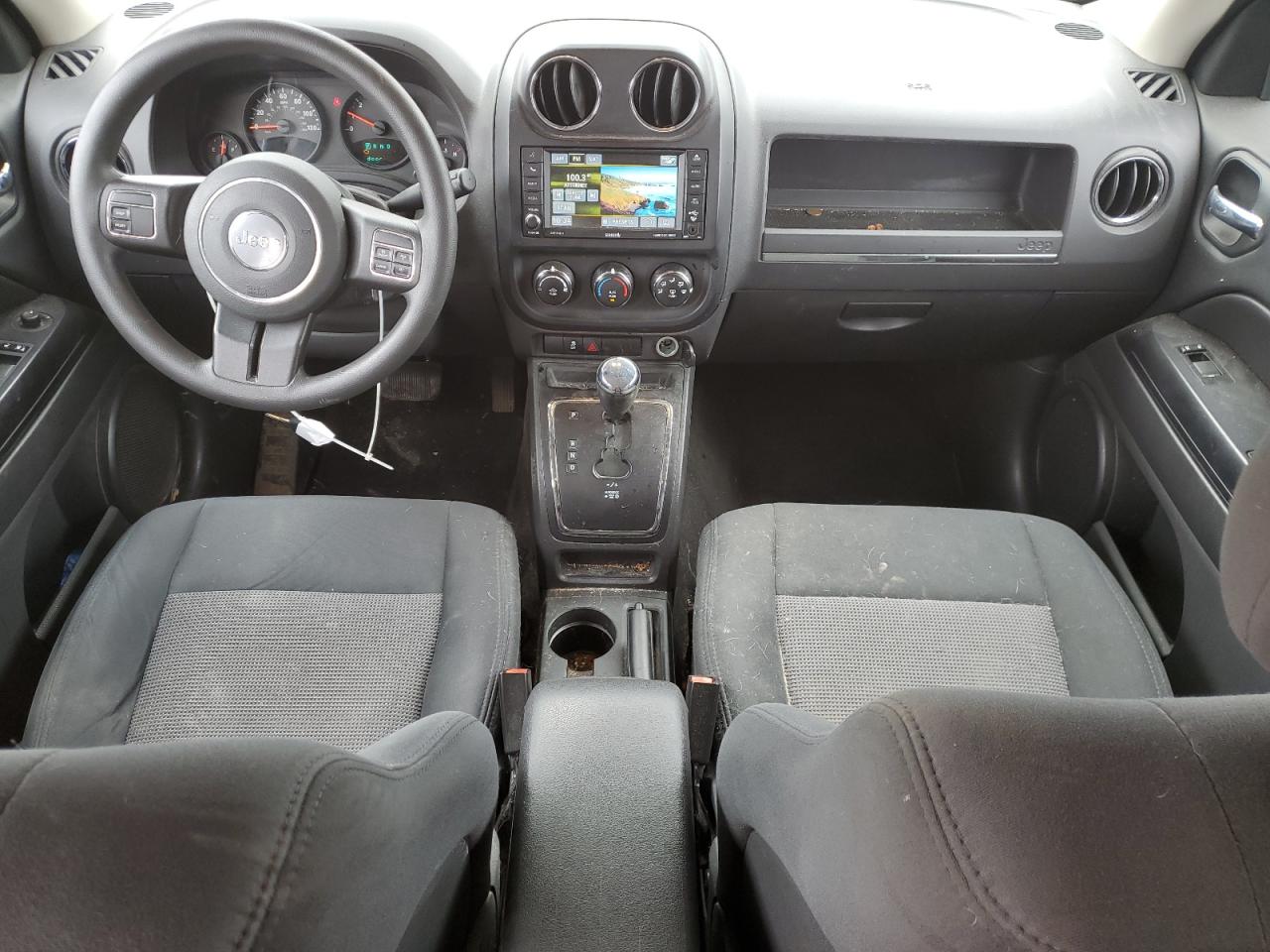 2013 Jeep Liberty (Patriot) - Image 8