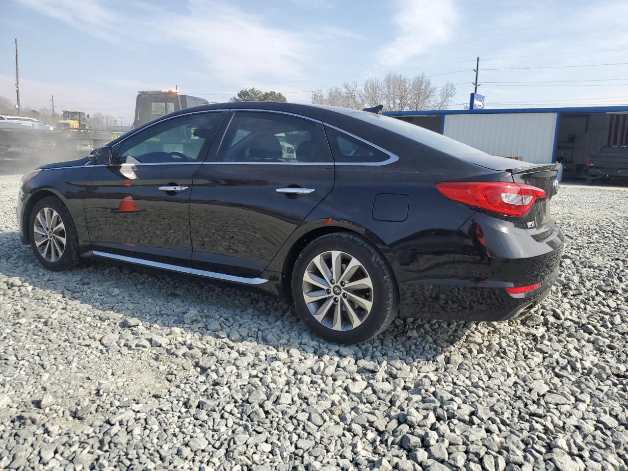 2017 Hyundai Sonata - Image 2