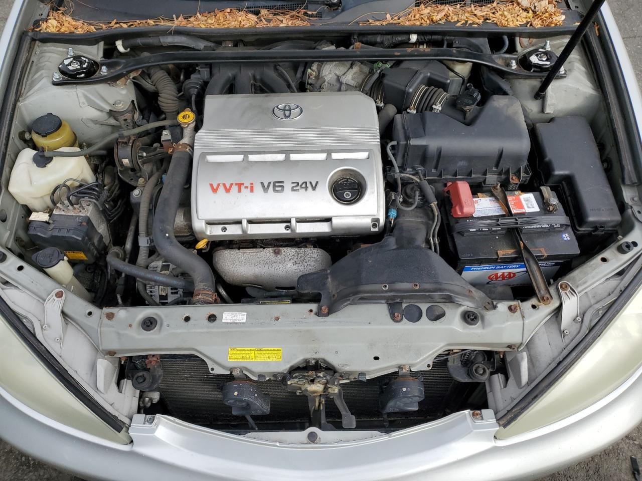 2004 Toyota Camry - Image 11