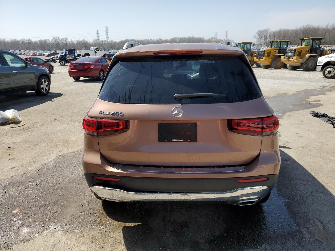 2023 Mercedes-Benz GLB - Image 6