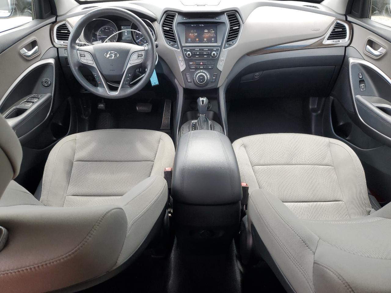 2017 Hyundai Santa Fe - Image 8