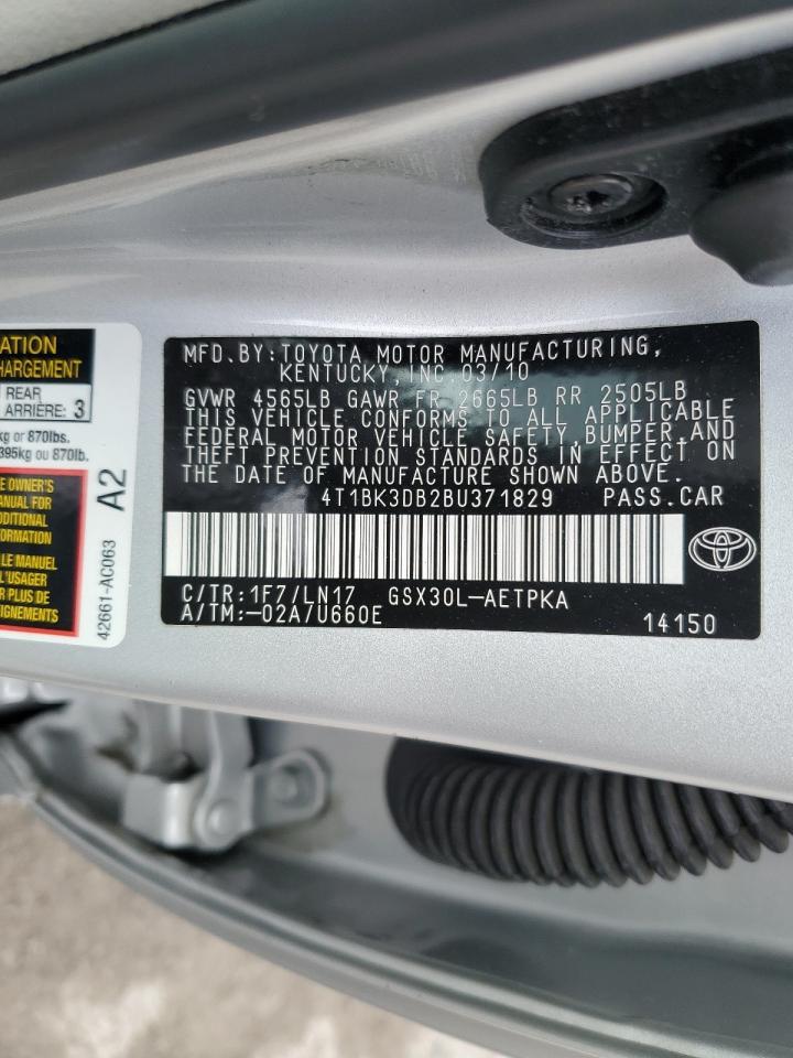 2011 Toyota Avalon - Image 12