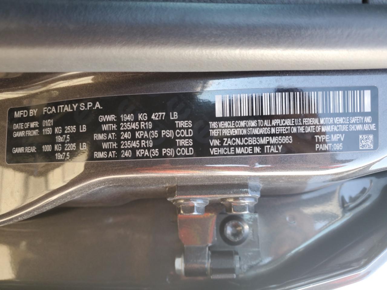 2021 Jeep Renegade - Image 13
