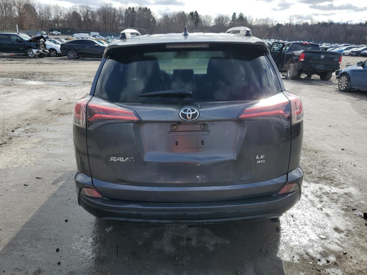 2016 Toyota RAV 4 - Image 6