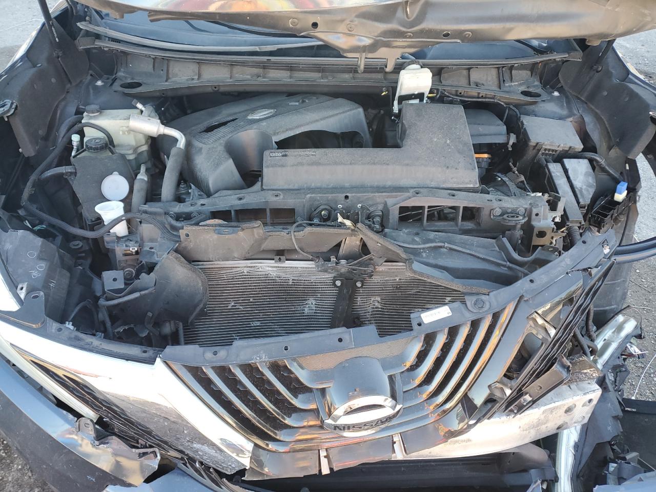 2015 Nissan Murano - Image 12